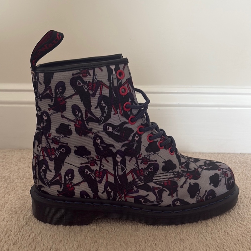 Dr. Martens Dr Martens Unisex Castel Grey Marceline Vampire Queen Boots - Picture 7 of 9